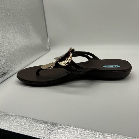 Oka-B Hammered Metal Disc Brown Thong Sandals - Picture 9 of 11
